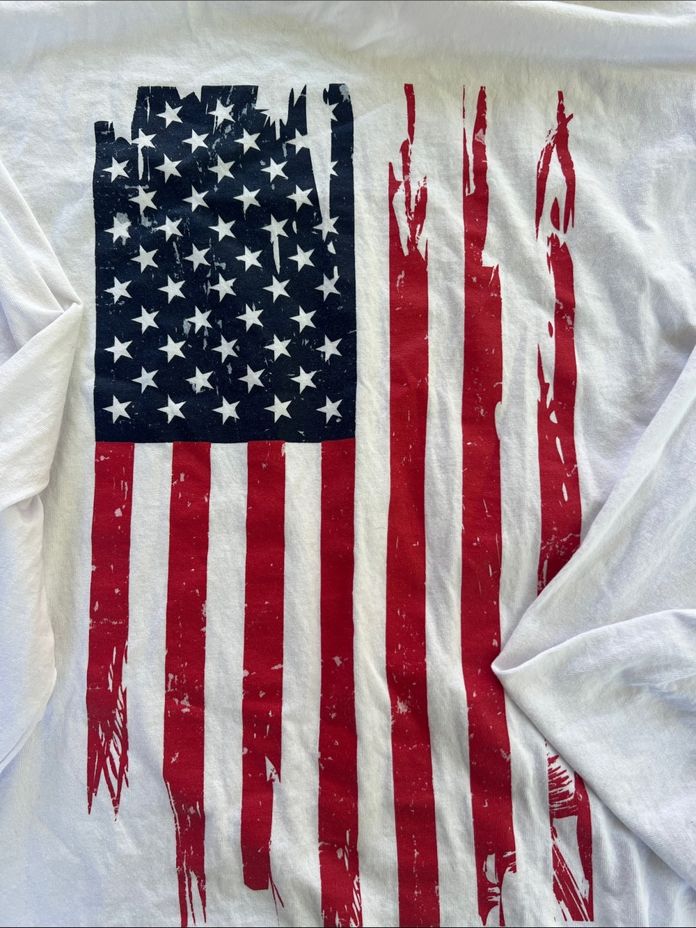 Rags of Honor Men’s White Long Sleeve T-Shirt with Distressed American Flag- L - Picture 3 of 5